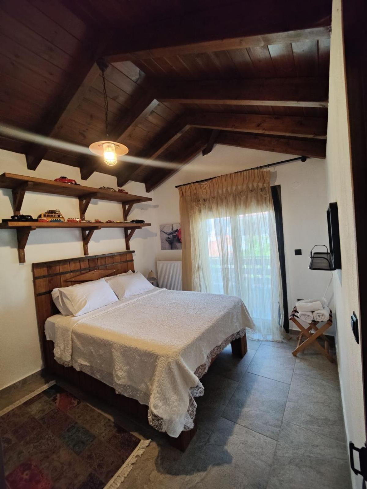 Vintage Lux Homes Vrasná المظهر الخارجي الصورة