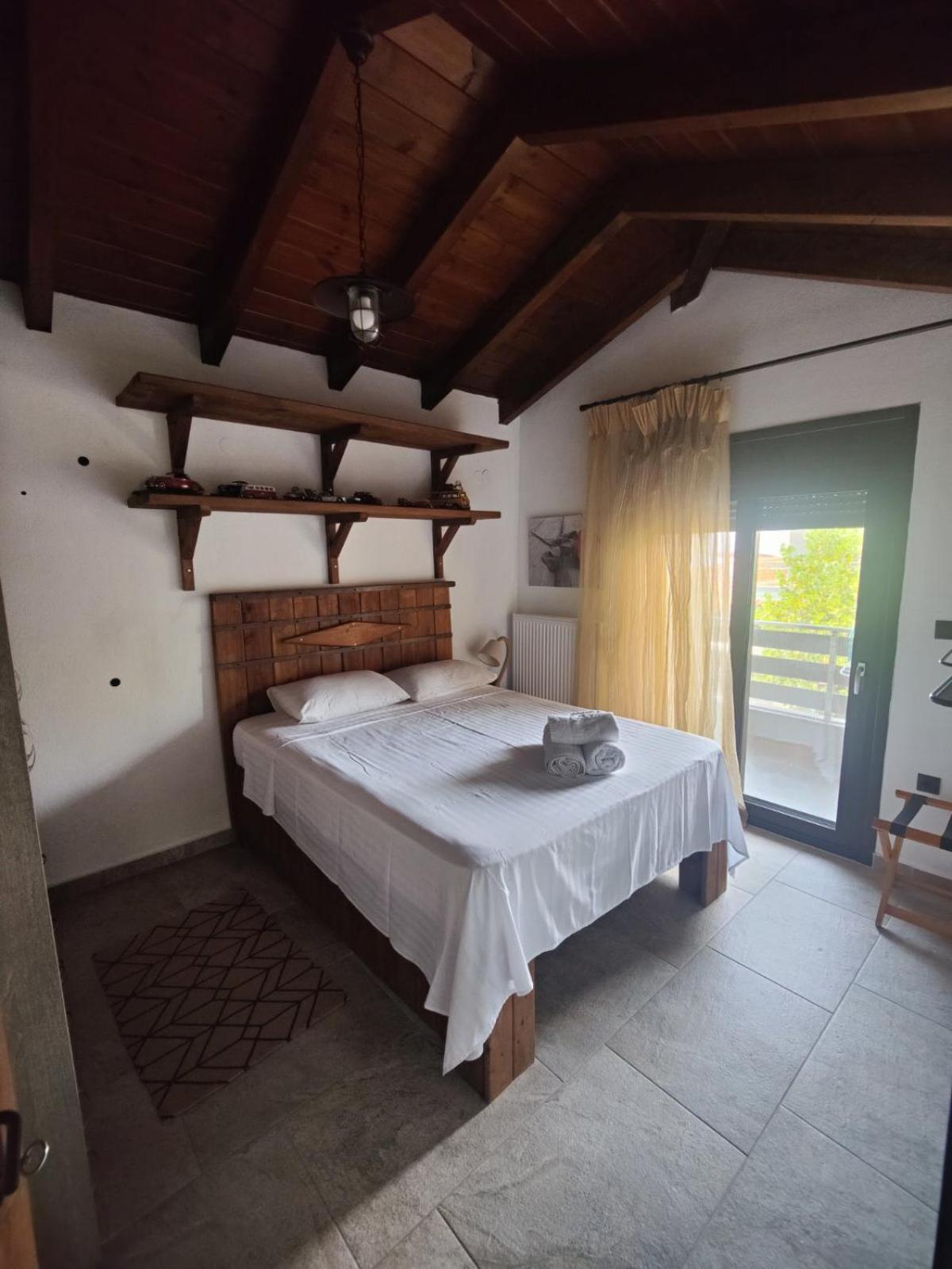 Vintage Lux Homes Vrasná المظهر الخارجي الصورة